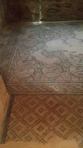 Fussboden eines Nebenraums